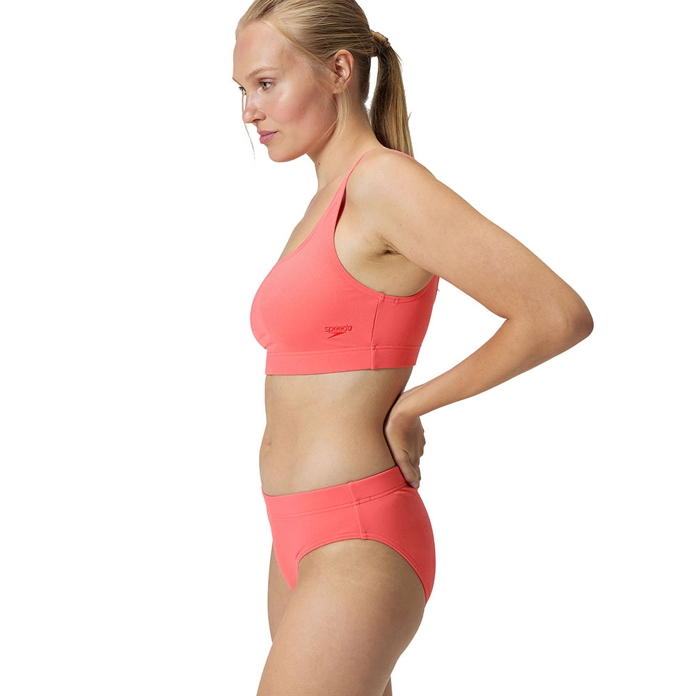 Купальник SPEEDO Textured Deep U-Back Bikinis, Размер р.30, Цвет Коралловый Купальник SPEEDO Textured Deep U-Back Bikinis, Размер р.30, Цвет Коралловый